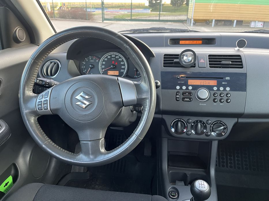 Suzuki Swift 1.3 4x4 + LPG + KLIMATYZACJA