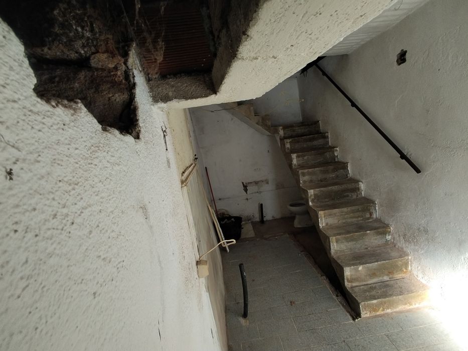 Pequena casa para remodelar