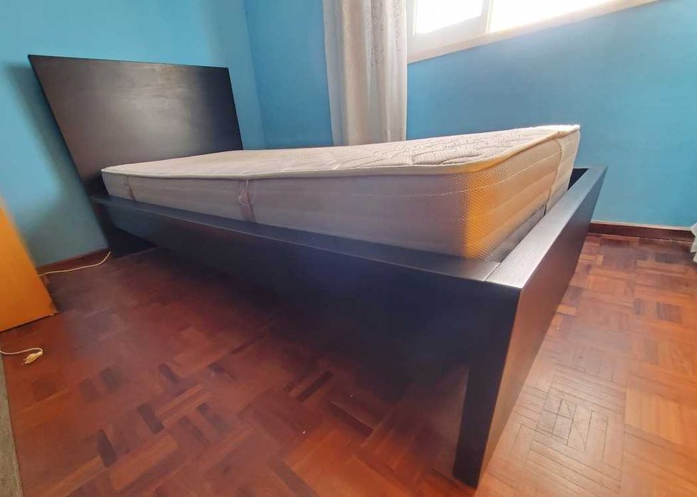 Cama de Solteiro IKEA MALM + Estrado + 2 Gavetas64750810668034121