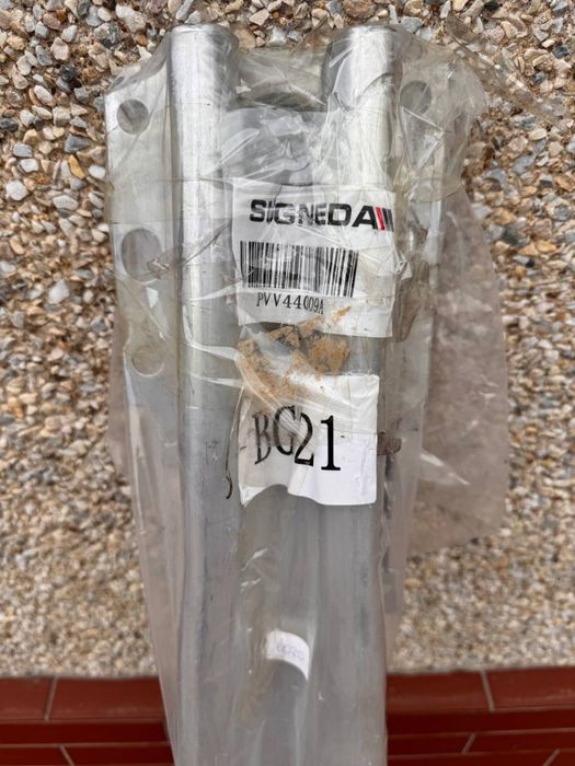 Продам передний усилитель на авто Вольво Xc 60