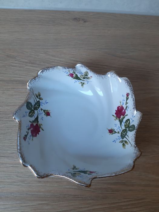 Zestaw Porcelana Chodzież Iwona Złota Róża Serwis