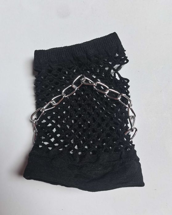 Krótkie rękawiczki bez palców, z siateczki z łańcuszkiem (gothic punk)