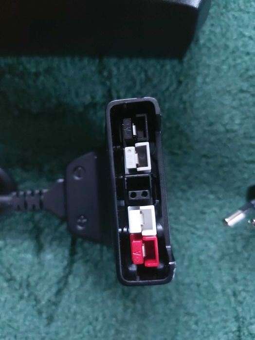 Ładowarka Husqvarna QC80