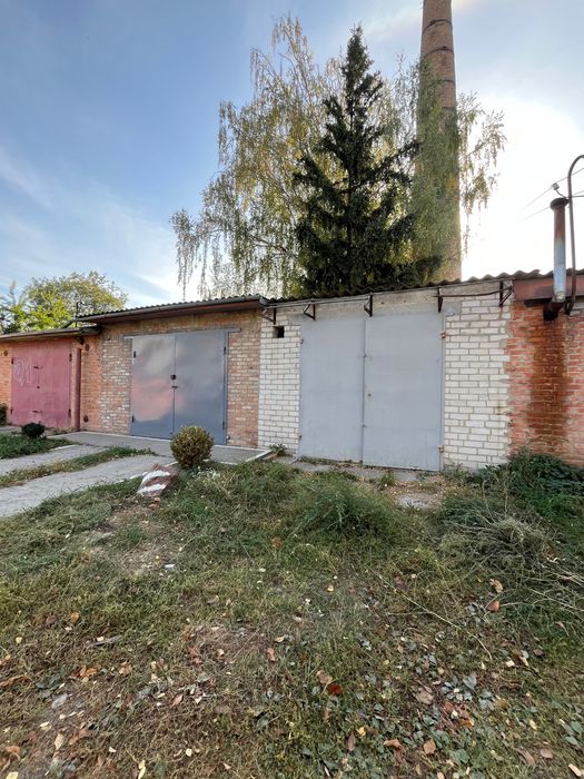 Гараж по вул. Монастирська