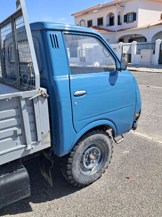 Nissan Homer caixa aberta