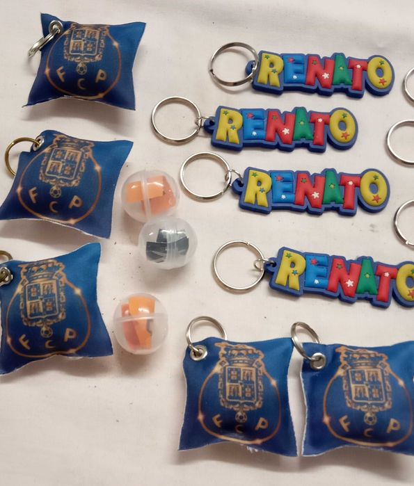 Porta chaves, "Porto" e nomes, todo o lote por 5€