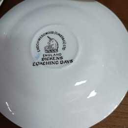 Quatro xícaras e pires Wedgwood England Dickens Coaching Days #