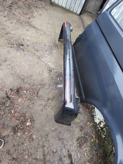 Bok lewy Blotnik tyl  Vw t6