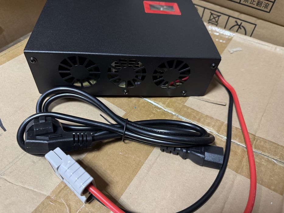 Зарядний пристрій для акумулятора 14,6V та 29,2V струм від 10 до 50А