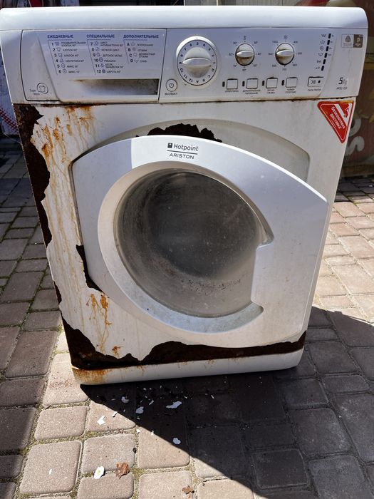 Пральна машина Hotpoint Ariston ARSL100 (1100грн)