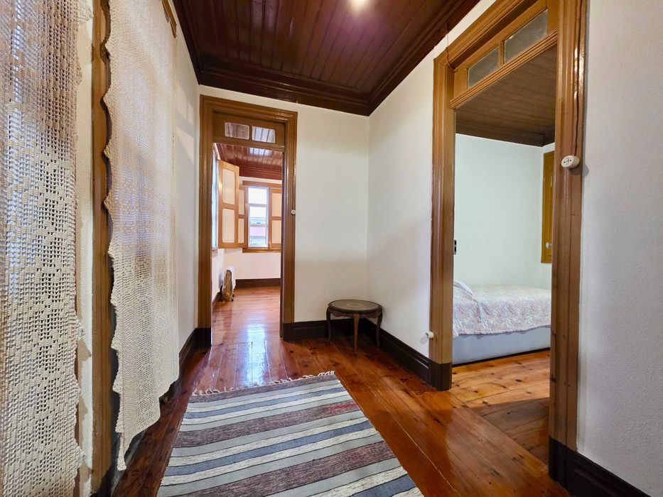 Moradia T4 à venda em Mangualde