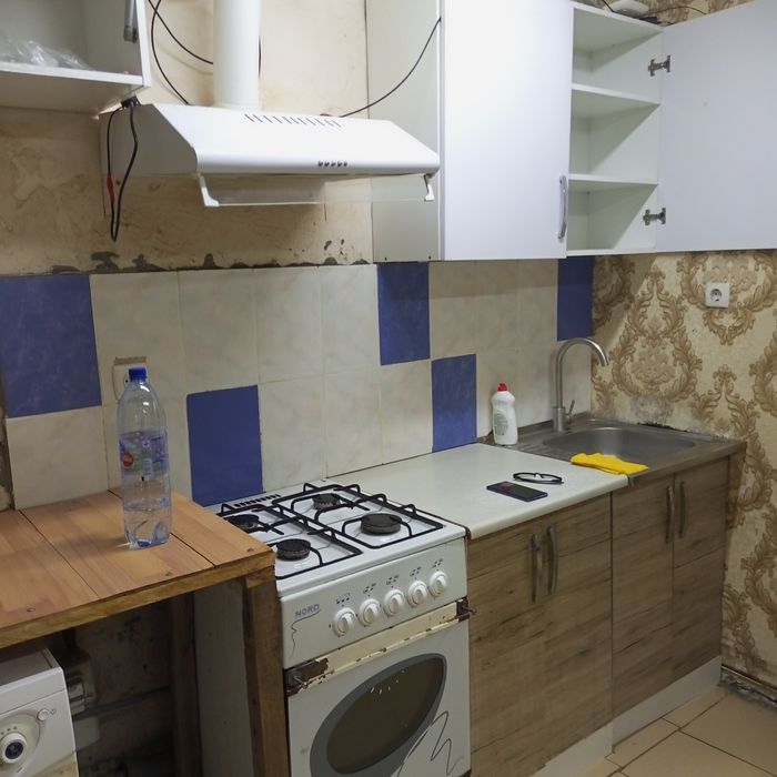 Сдам пол дома на Поселке Новом.