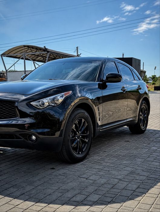 Infiniti qx70 2017