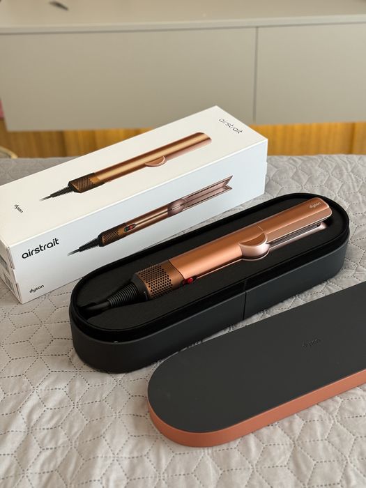 Dyson airstrait. Дайсон