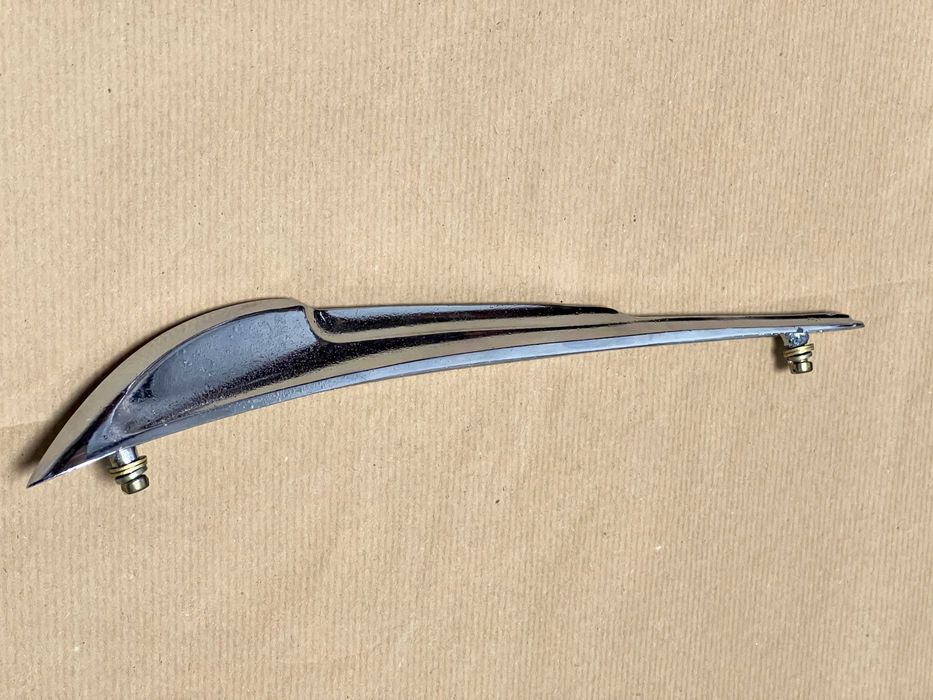 Емблема капота, гребень, капля Москвич 407,403 ЗМА