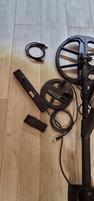 Продам металлоискатель Nokta   legend  PRO