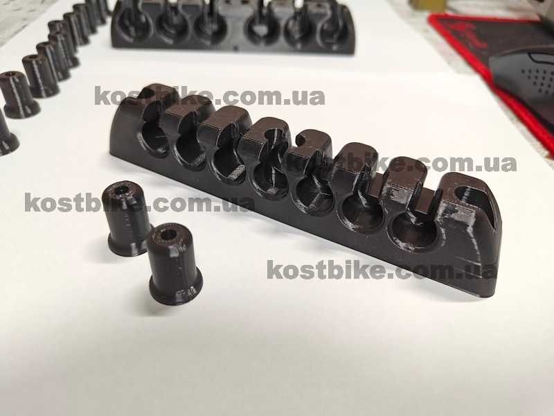 Тримач мотузок сушарки стельової настінної фіксатор гребінка ковпачків