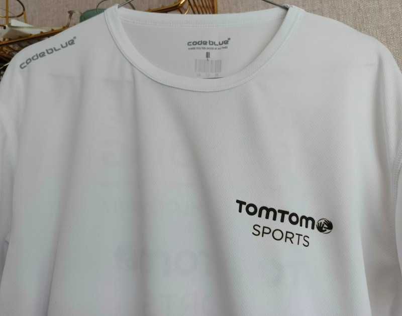 Biały t-shirt męski.
