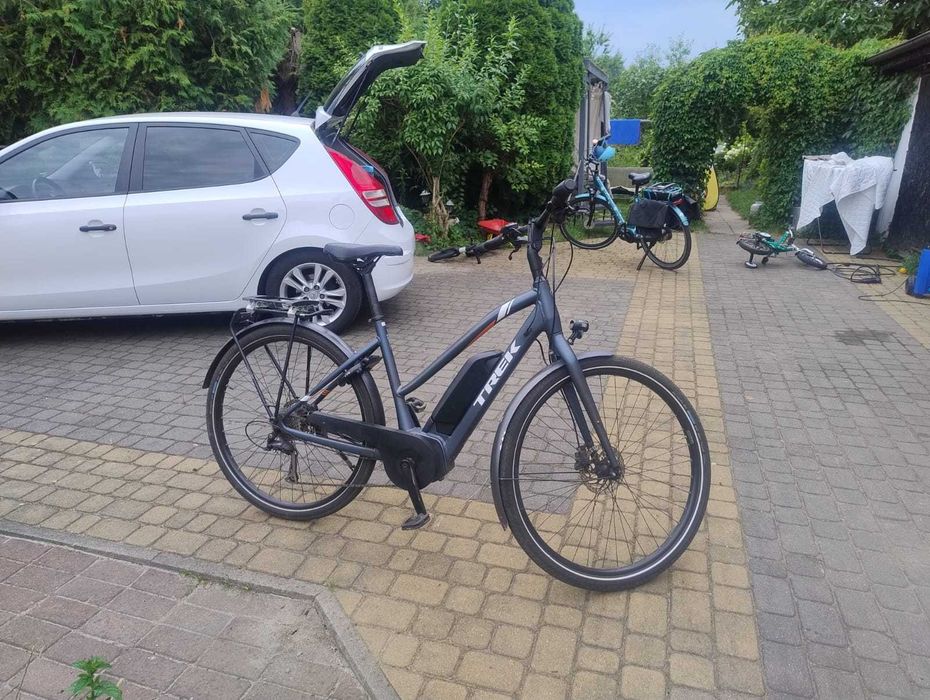Rower elektryczny trekingowy
