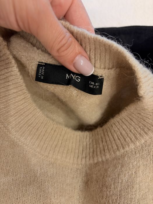 Светр mango розмір С , брюки zara  розмір С