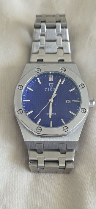 Чоловічий годинник "Tiong"