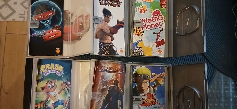 Box PSP  i pudełka od gier bez konsoli i gier