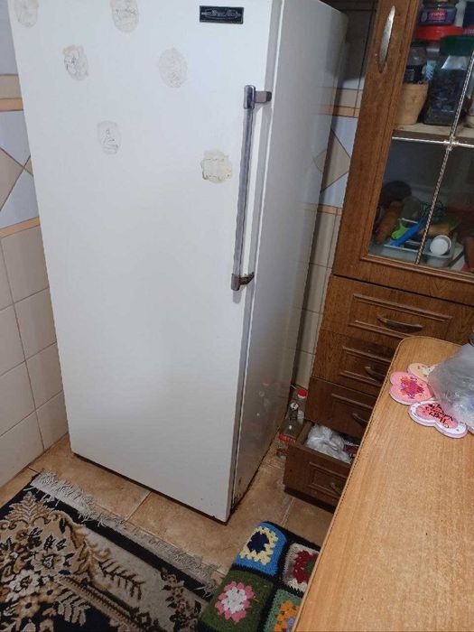 Холодильник марки ЗИЛ