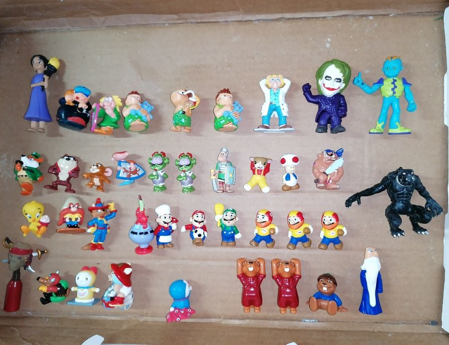 Conjunto bonecos miniatura