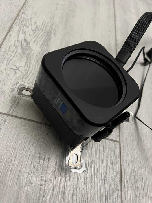 Corsair iCUE Elite LCD – Дисплей (оригінал, знятий з водянки)