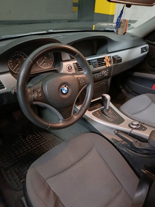 Bmw E91 2.0 d kombi automat super stan