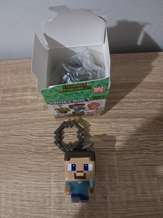 Brelok breloczek Minecraft Steve świecący seria 3