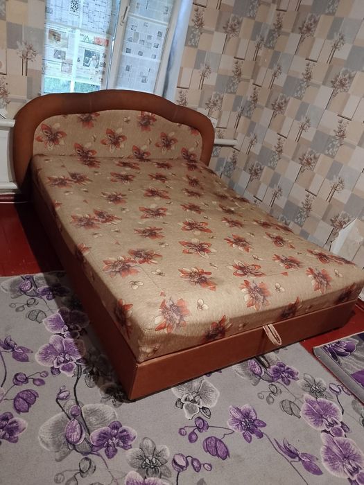 Ліжко двох спальне