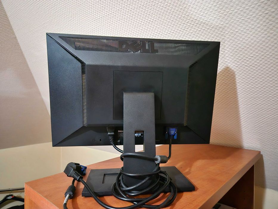 Monitor LCD Dell E1910C 19 1366 x 768