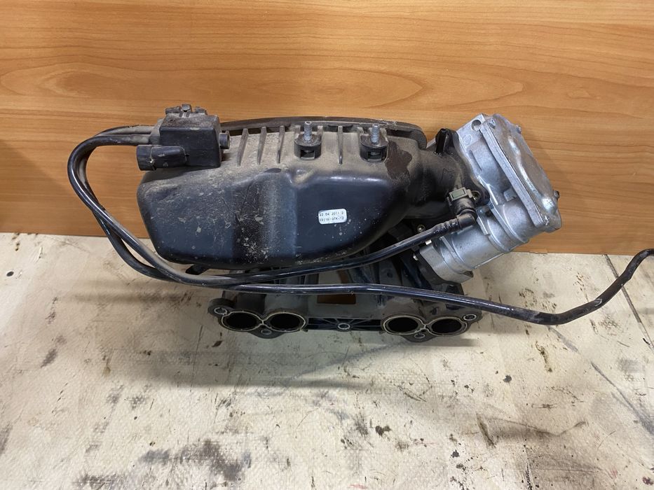 Колектор з електроним дроселем Модуль пуску 21116