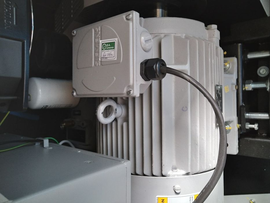 Compressor ar 7.5hp  parafusos novo ELGI 7.5 CV