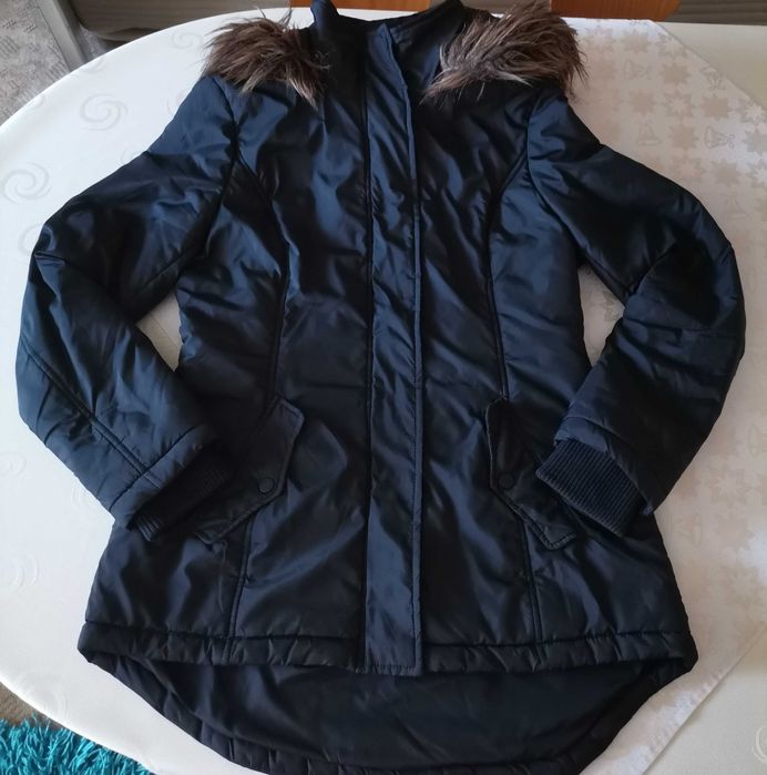 Czarna kurtka z kapturem ONLY rozmiar M