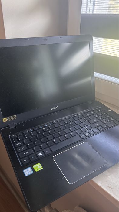 Laptop acer f5 573