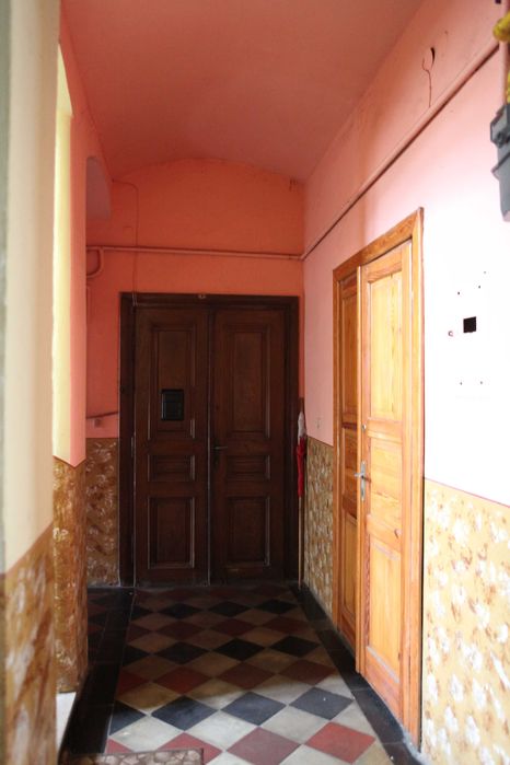 Jarosław, centrum – 104 m² - 3 wejścia - bezczynszowe - PARTER