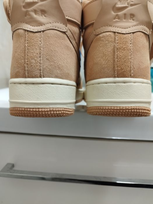 Nike air air fotce 1 za kostkę w kolorze beżowym