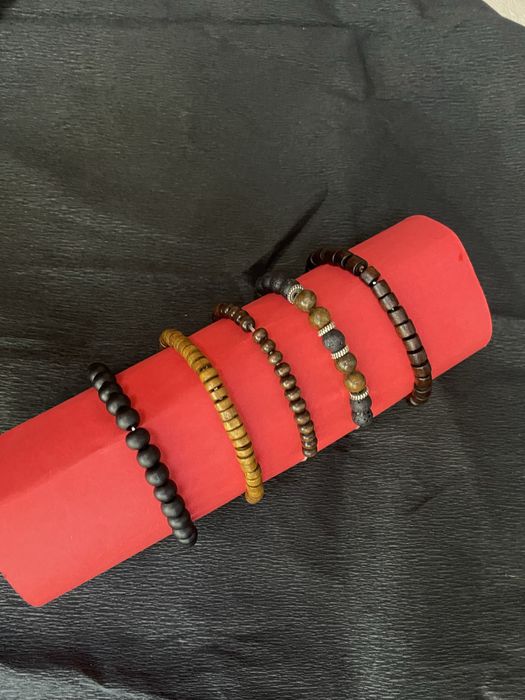 Vendo variadase de pulseiras