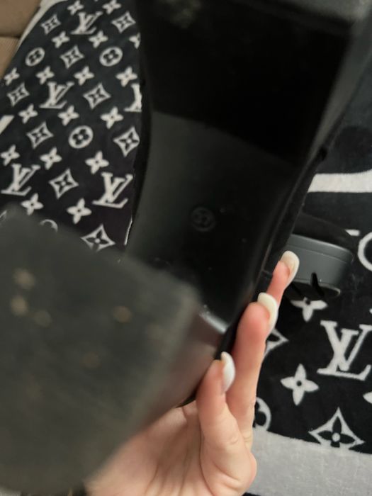 Продам ботиночки