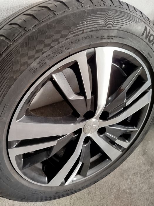 Conjunto de Jante e Pneus 225/55 R18 PEUGEOT 3008