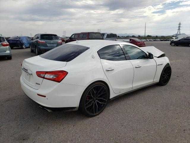 Maserati Ghibli Q4S z 2015 roku, model USA.