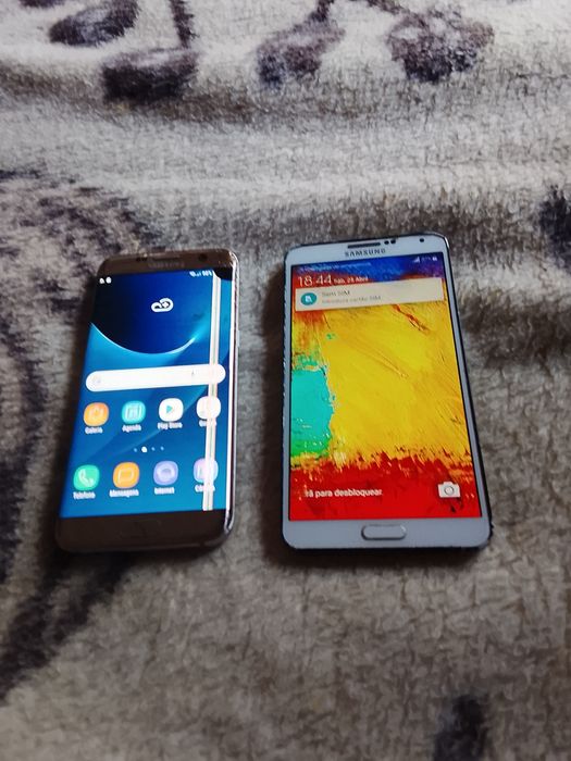 Vendo dois telemóveis Samsung
