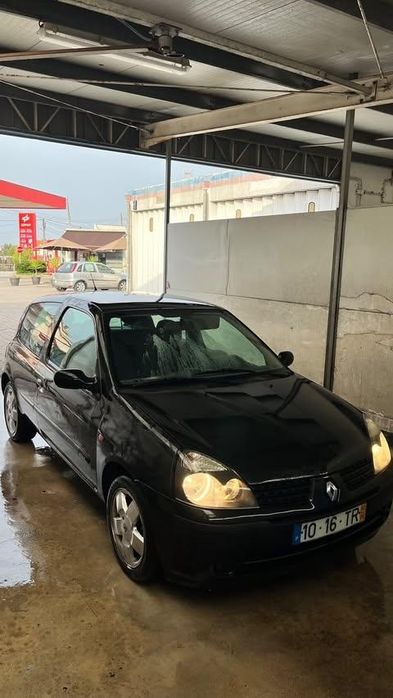 Renault Clio 5 lugares