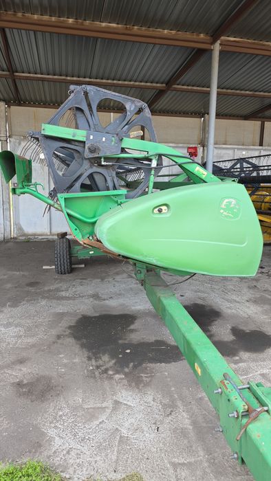 Комбаїн JohnDeere