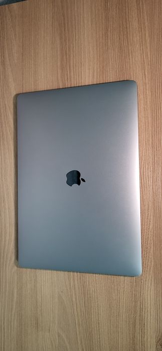 Macbook pro 16 2019 i9