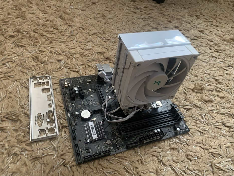 intel core i5 9400f - купити комплектуючі для ПК - Ціна на OLX.ua