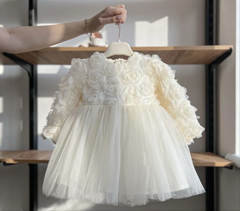 Дитяча святкова сукня