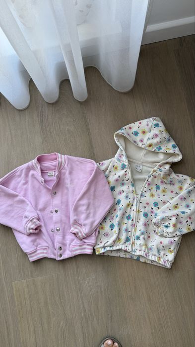 Dwie bawełniane bluzy  98